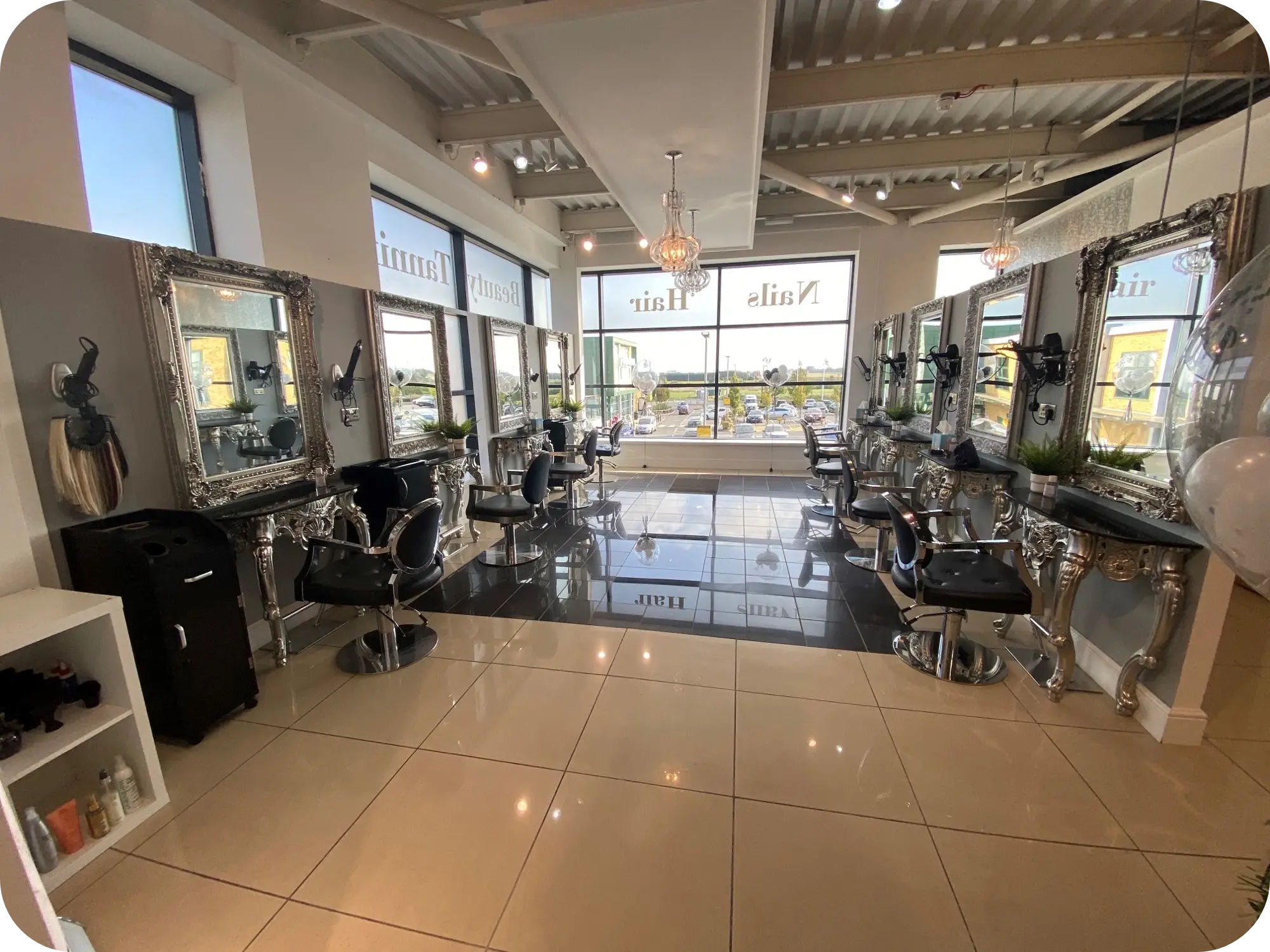 LuNico Salon